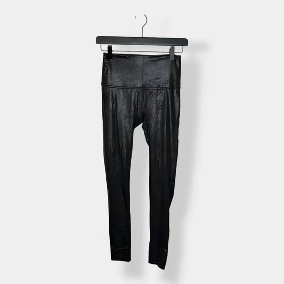 Jane and Bleeker Black Faux‎ Leather Legging - Picture 2 of 4